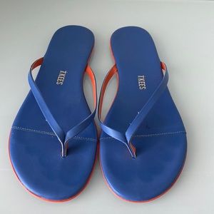 TKEES flip flops